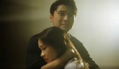 Yêu Anh Ngàn Chông Gai