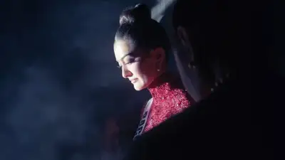 Sàn Diễn Của Nữ Hoàng