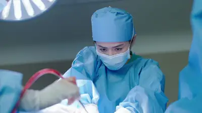 Bà Hoàng Cự Tháp