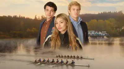 Cô Gái Đội Rowing